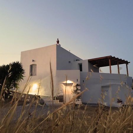 Haroto Suites Trypiti Bagian luar foto