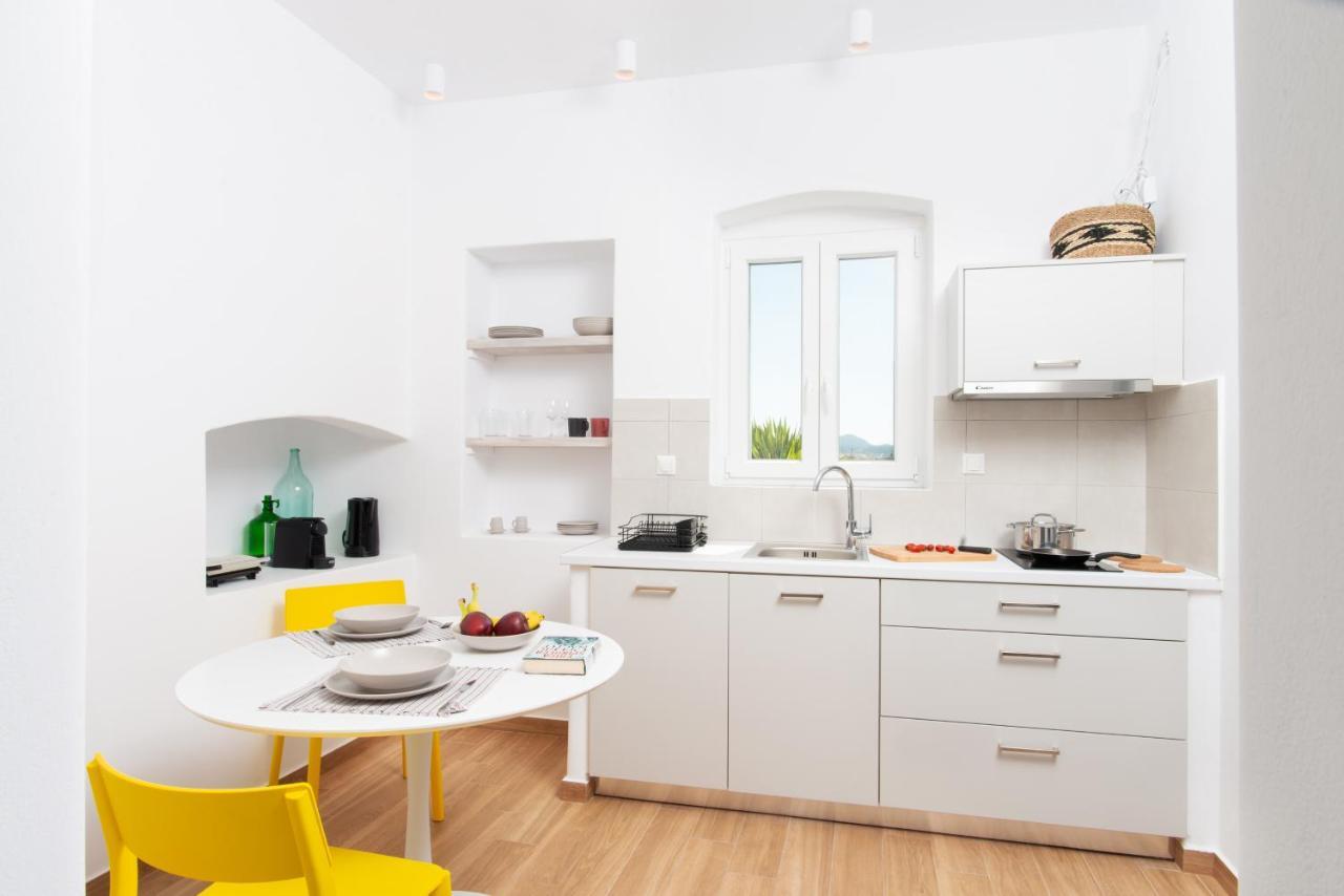 Haroto Suites Trypiti Bagian luar foto