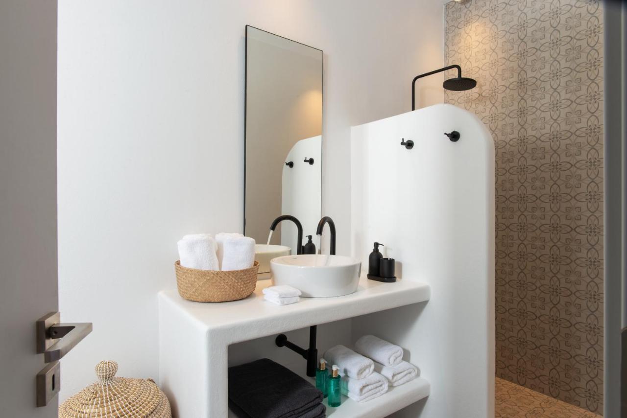 Haroto Suites Trypiti Bagian luar foto