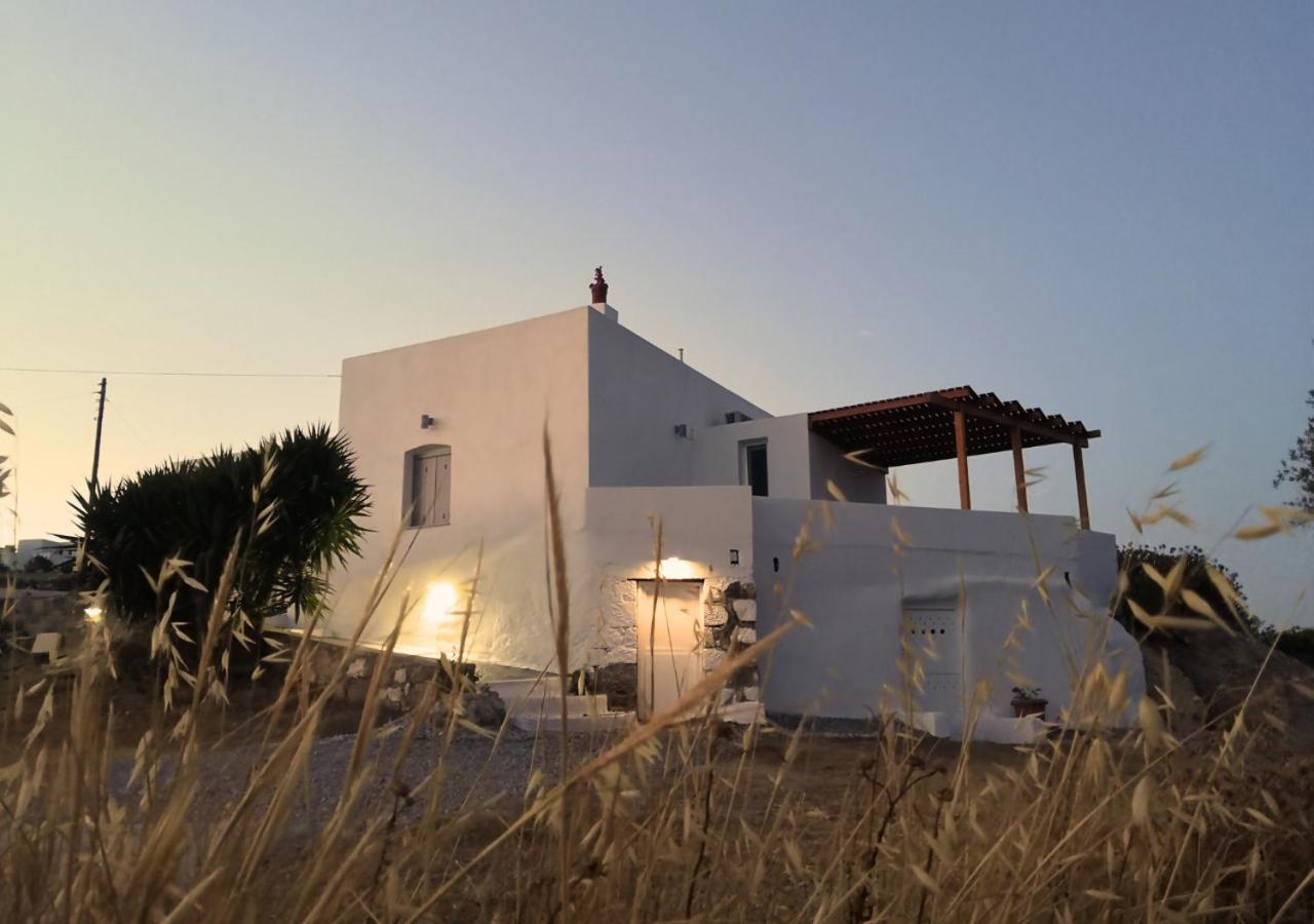 Haroto Suites Trypiti Bagian luar foto